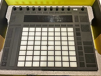 Ableton push2 midi apparatuur - afbeelding 1 van  4