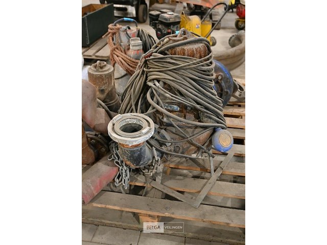 Abs afvalwaterpomp - afbeelding 1 van  5