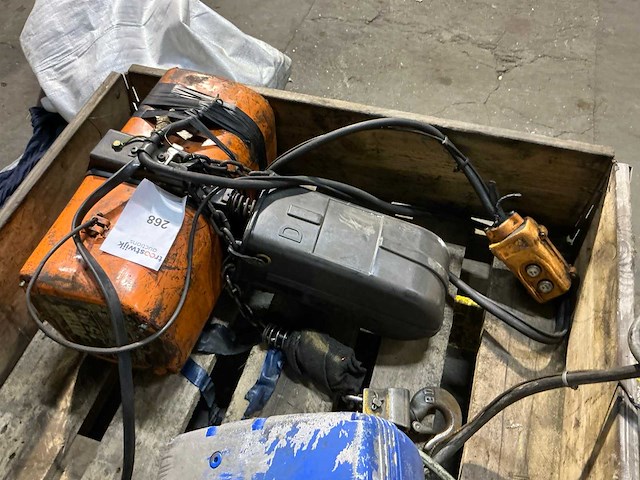 Abus elektrische kettingtakel - afbeelding 1 van  2