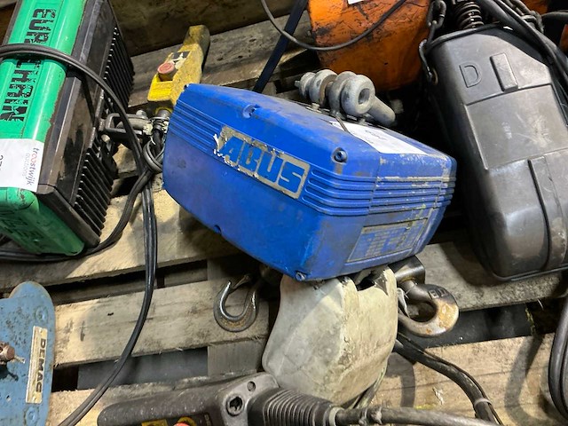 Abus elektrische kettingtakel - afbeelding 1 van  4