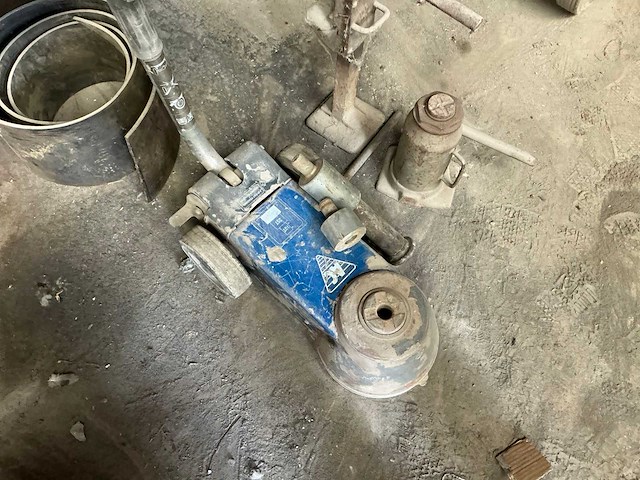Ac b25-20 garagekrik - afbeelding 3 van  7
