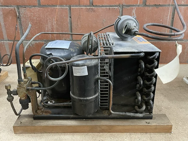Acc koelcompressor voor koelunits - afbeelding 1 van  4