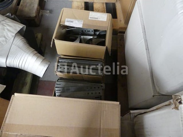 Accessoires en installatiemateriaal voor schuco aluminium frames - afbeelding 10 van  12