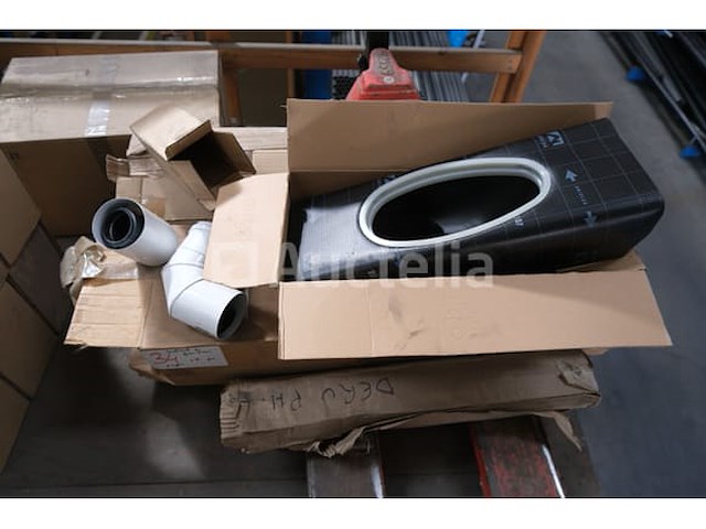 Accessoires en stopcontacten voor dakschoorstenen - afbeelding 2 van  15