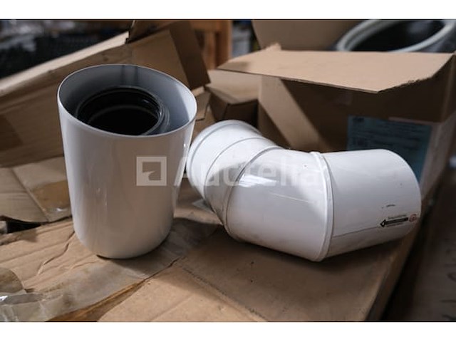 Accessoires en stopcontacten voor dakschoorstenen - afbeelding 9 van  15