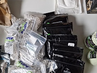 Accessoires voor camouflage e.a. - afbeelding 6 van  16