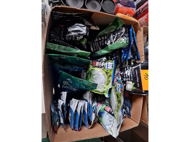 Accessoires voor camouflage e.a. - afbeelding 9 van  16