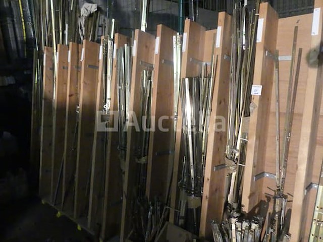 Accessoires voor deuren en kozijnen - afbeelding 1 van  9