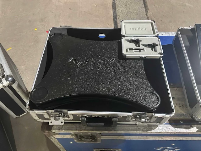 Accessoires voor platenspeler - afbeelding 1 van  4