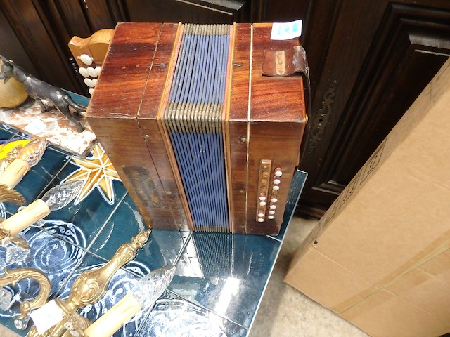 Accordeon - afbeelding 1 van  4