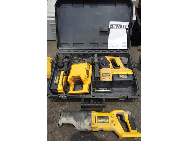 Accu assortiment dewalt - afbeelding 1 van  5