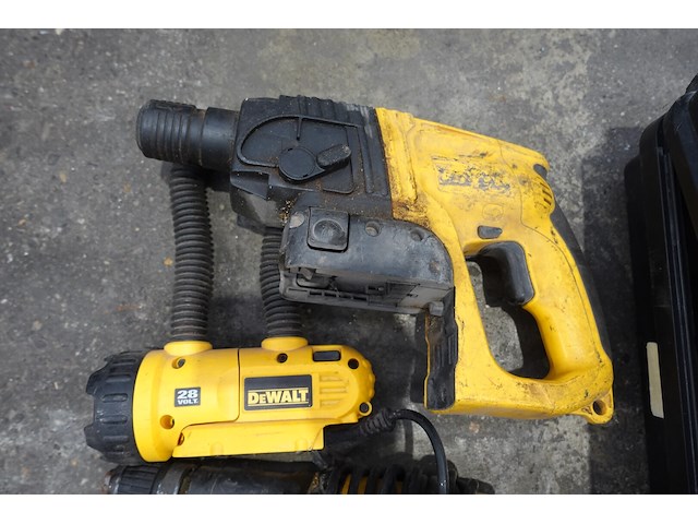 Accu assortiment dewalt - afbeelding 2 van  3