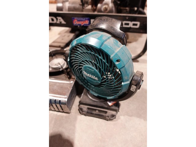 Accu assortiment makita - afbeelding 8 van  8