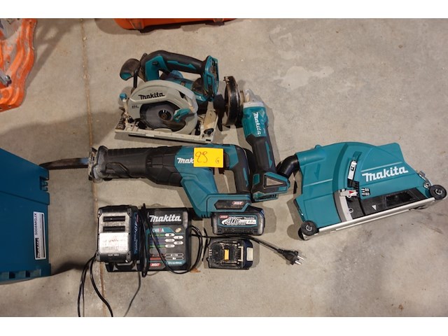 Accu assortiment makita - afbeelding 1 van  5