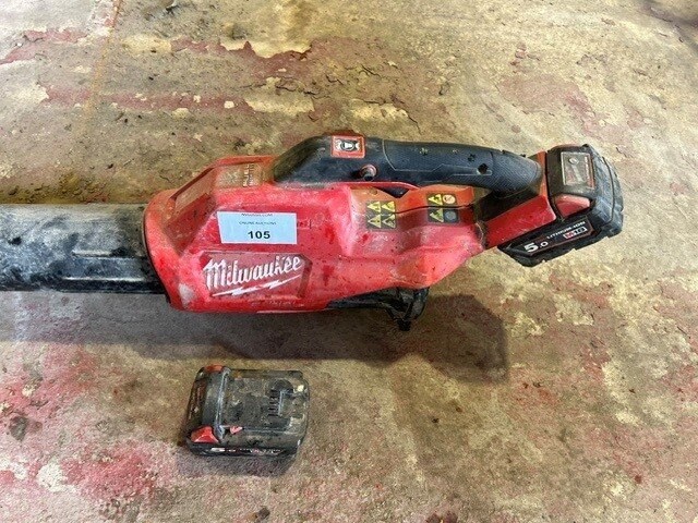 Accu bladblazer milwaukee m18fbl beschadigd, werking onbekend (31) - afbeelding 2 van  4