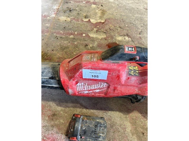 Accu bladblazer milwaukee m18fbl beschadigd, werking onbekend (31) - afbeelding 4 van  4