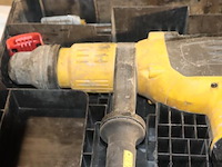 Accu boorhamer dewalt dch775 - afbeelding 2 van  4