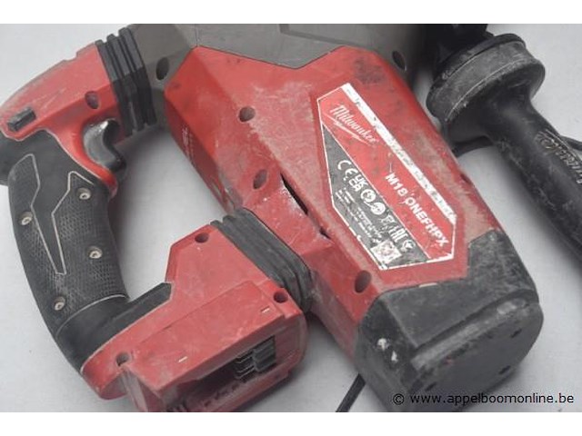 Accu boorhamer milwaukee m18 onefhpx, met batterij en lader, werking niet gekend - afbeelding 2 van  3