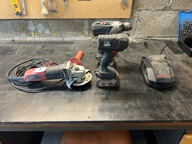 Accu boormachine bosch 65b18v, accu schroevendraaier bosch 6ds 18v, slijpschijf flex l1001, tafelzaag scheppach (10,11,12,13) - afbeelding 2 van  5