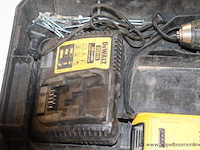 Accu boormachine dewalt dcd777, vv oplader - afbeelding 3 van  4