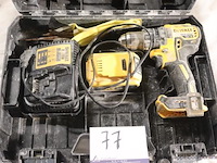 Accu boormachine dewalt dcd791, vv oplader - afbeelding 1 van  3