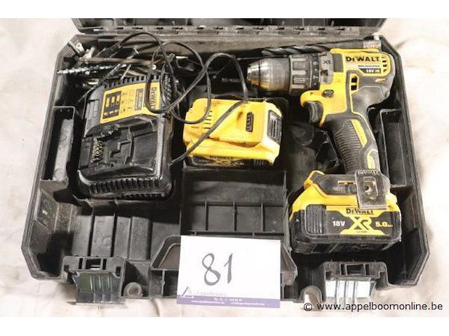 Accu boormachine dewalt dcd791, vv oplader - afbeelding 1 van  4