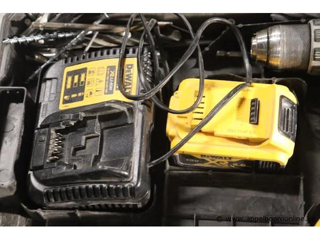Accu boormachine dewalt dcd791, vv oplader - afbeelding 2 van  4