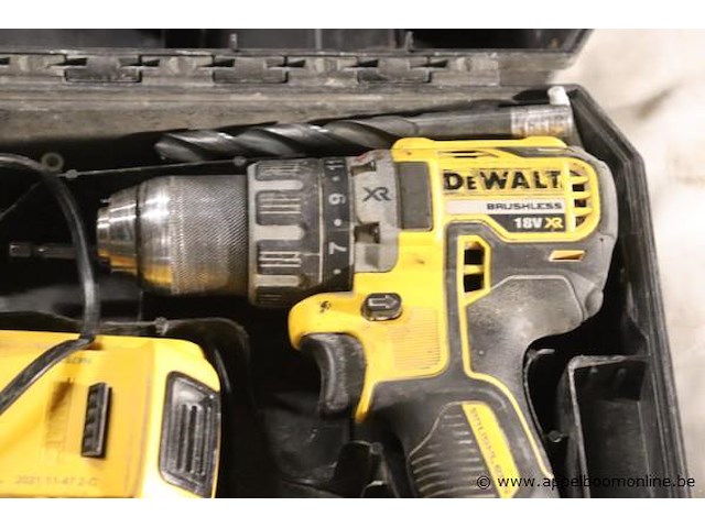 Accu boormachine dewalt dcd791, vv oplader - afbeelding 3 van  4