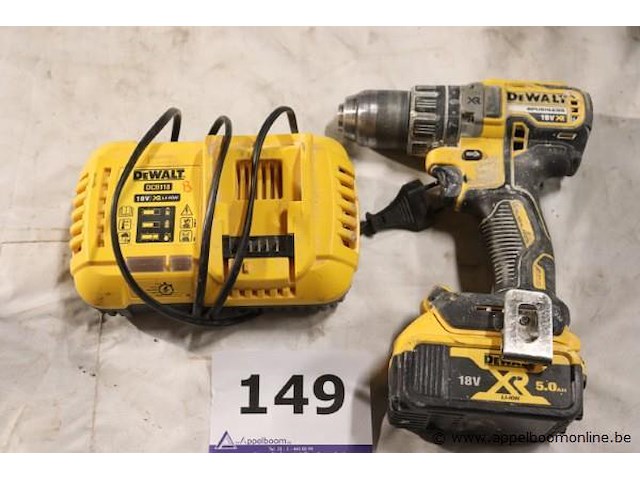 Accu boormachine dewalt dcd791, vv oplader - afbeelding 1 van  3