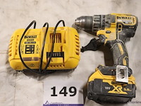 Accu boormachine dewalt dcd791, vv oplader - afbeelding 1 van  3