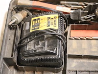 Accu boormachine dewalt dcd791, vv oplader - afbeelding 2 van  4