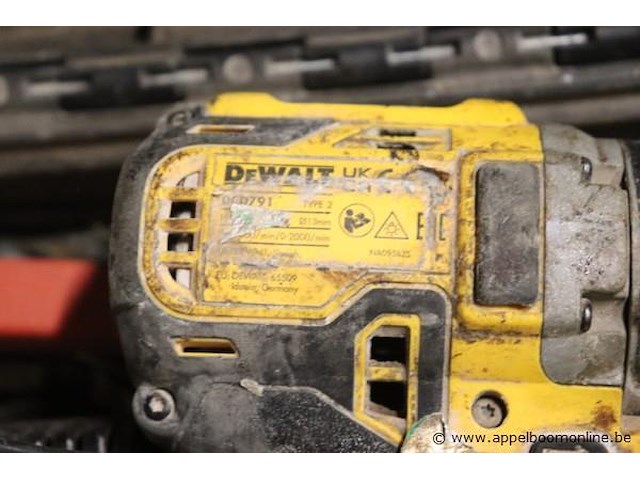 Accu boormachine dewalt dcd791, vv oplader - afbeelding 4 van  4