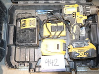 Accu boormachine dewalt dcd791 vv oplader - afbeelding 2 van  3
