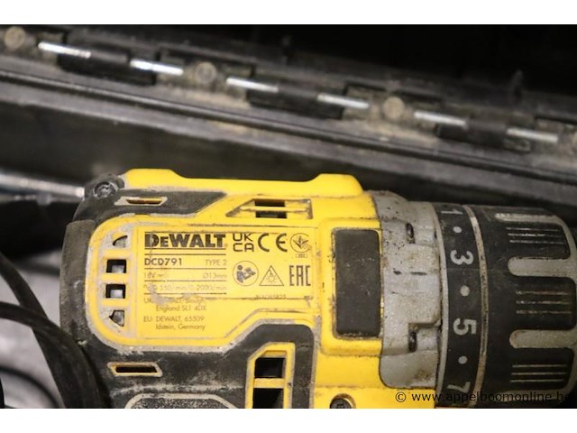 Accu boormachine dewalt dcd791 vv oplader - afbeelding 3 van  3