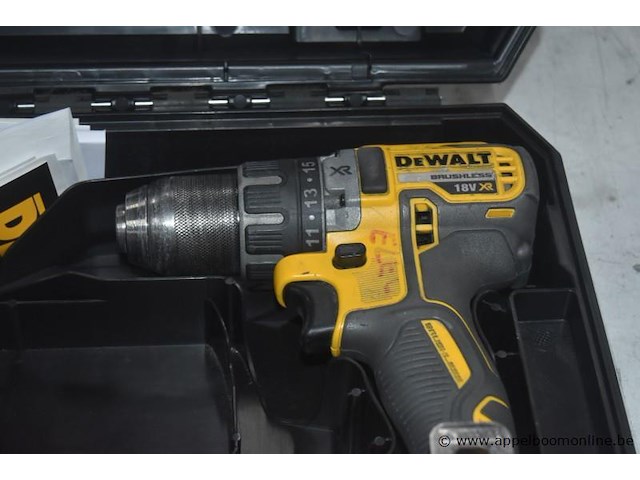 Accu boormachine dewalt dcd791, werking niet gekend - afbeelding 2 van  3