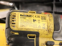 Accu boormachine dewalt dcf887, vv oplader en extra batterij - afbeelding 3 van  3