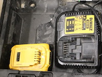 Accu boormachine dewalt dcf887, vv oplader - afbeelding 2 van  4