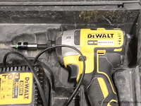 Accu boormachine dewalt dcf887, vv oplader - afbeelding 3 van  4