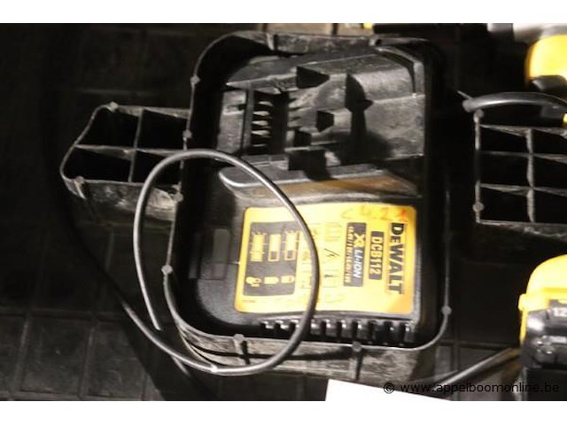 Accu boormachine dewalt vv oplader - afbeelding 2 van  4