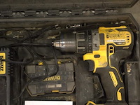 Accu boormachine dewalt vv oplader - afbeelding 2 van  3