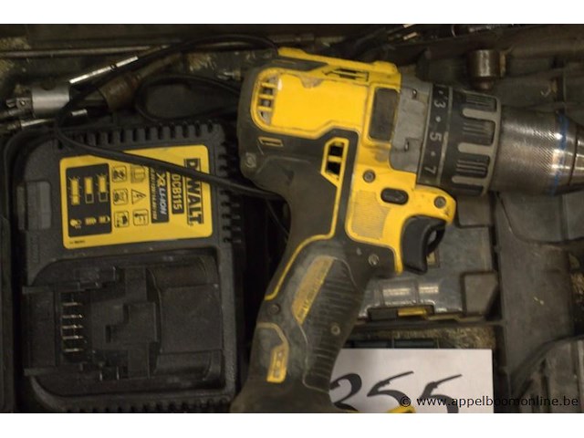 Accu boormachine dewalt vv oplader - afbeelding 3 van  3