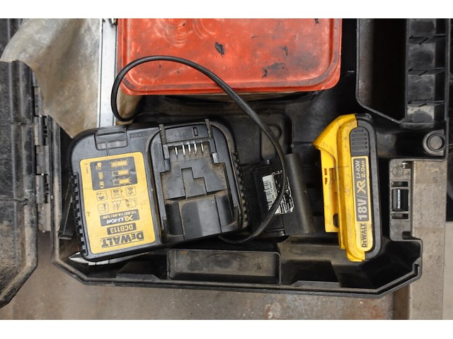 Accu boormachine dewalt - afbeelding 3 van  6