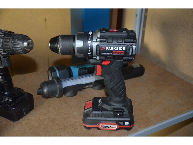Accu boormachine hitachi ds12dvf3 met accu zonder lader, accu boormachine parkside pabsp20lic3 met accu zonder lader, 2 pillampen - afbeelding 5 van  6