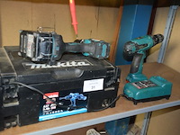 Accu boormachine makita 6271d met accu en lader, accu boormachine makita df001g zonder accu zonder lader in koffer - afbeelding 1 van  8