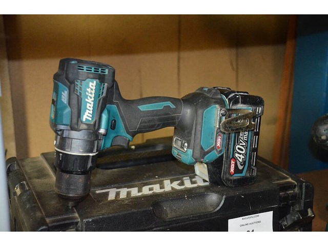 Accu boormachine makita 6271d met accu en lader, accu boormachine makita df001g zonder accu zonder lader in koffer - afbeelding 2 van  8
