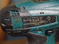 Accu boormachine makita 6271d met accu en lader, accu boormachine makita df001g zonder accu zonder lader in koffer - afbeelding 8 van  8