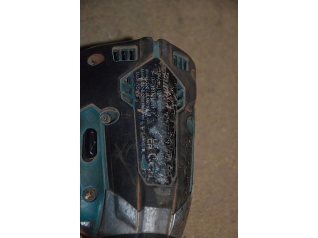 Accu boormachine makita met lader en accu in koffer dlx5070tj, accu boormachine makita dhp486 zonder accu, accu schroefmachine makita zonder accu (model niet leesbaar) (4) - afbeelding 4 van  11