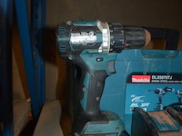Accu boormachine makita met lader en accu in koffer dlx5070tj, accu boormachine makita dhp486 zonder accu, accu schroefmachine makita zonder accu (model niet leesbaar) (4) - afbeelding 8 van  11