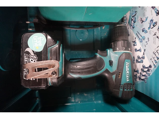 Accu boormachine makita - afbeelding 2 van  4