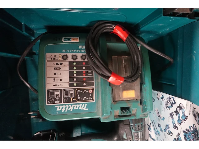 Accu boormachine makita - afbeelding 4 van  4